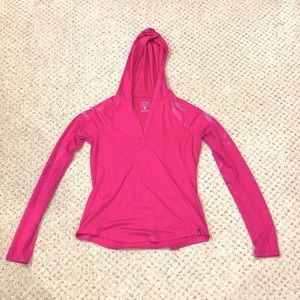 Woman’s Thin Hooded Sweatshirt